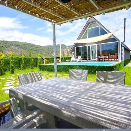 Holiday home Goecebe House *